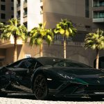 استئجار السيارات من مطار دبي بسهولة: دليل كامل